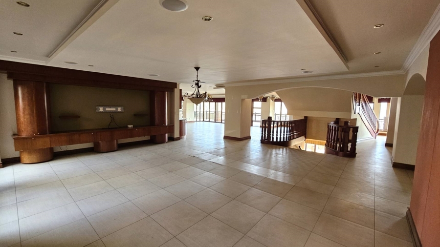 5 Bedroom Property for Sale in Birdwood Estate North West